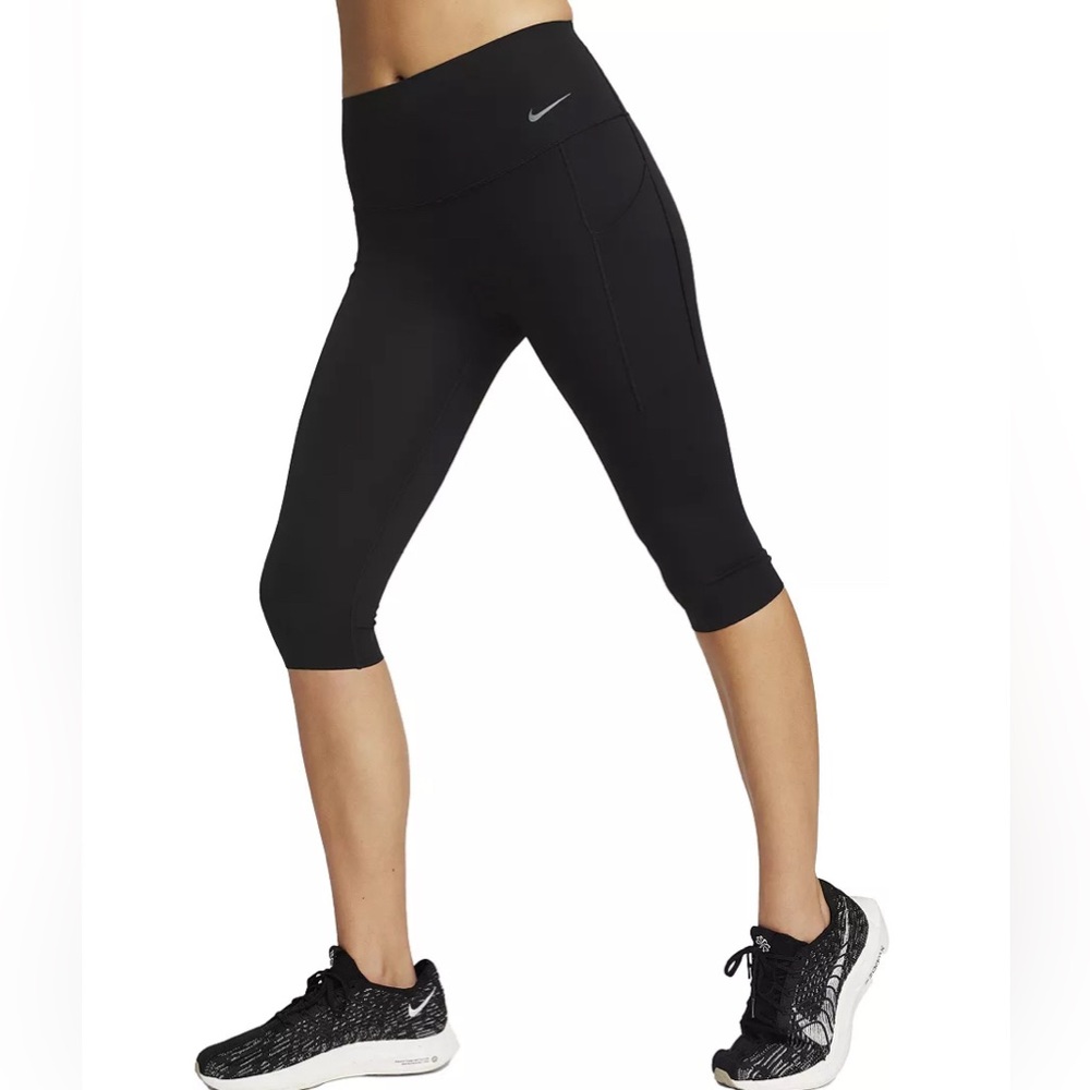 Nike Dri Fit Caprees Leggings